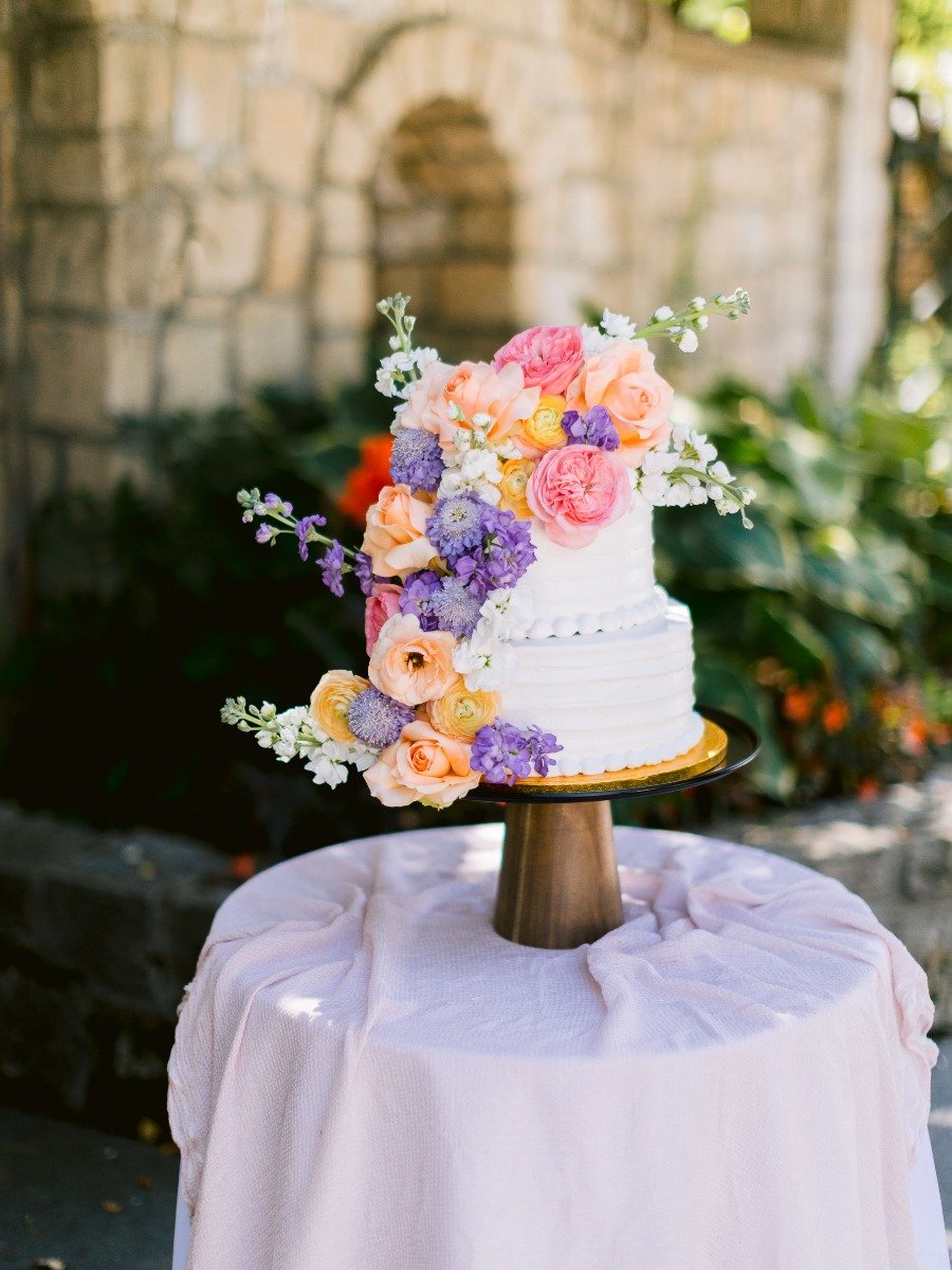 DIY Your Wedding Cake With Fresh Flowers and Not Blow Your Budget
