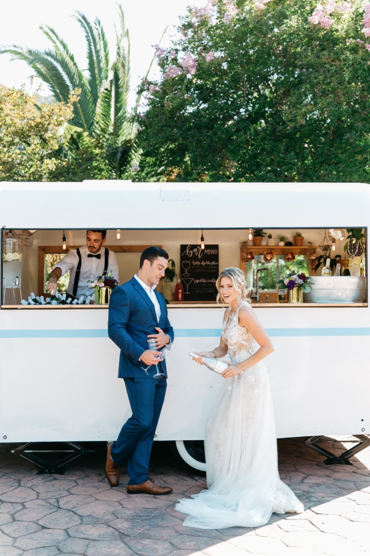 Meet Hello Penny Bar a mobile bar for your wedding. Oh, she's cute!
