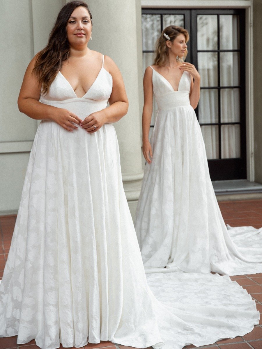 Truvelle’s Newest 2022 Collection Celebrates Every Body and Every Bride