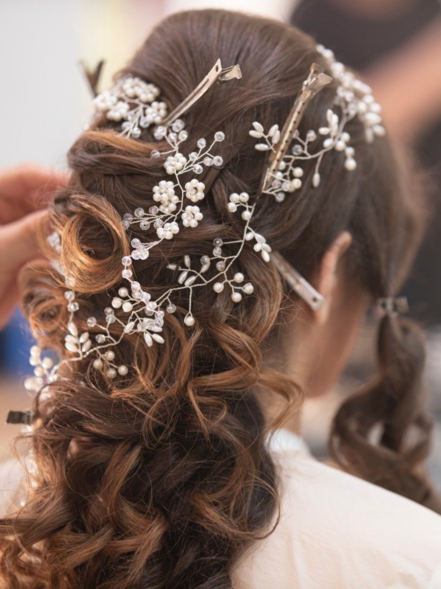 Wedding Hair Extensions Dos and Don’ts for The Big Day